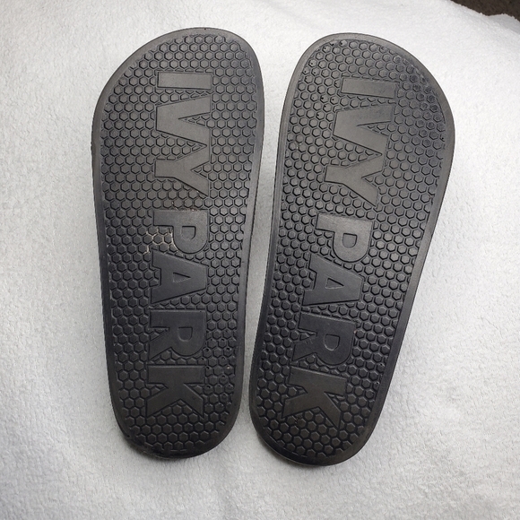 Ivy Park Beyonce Black Graphic Logo Slide Sandals - Picture 13 of 14